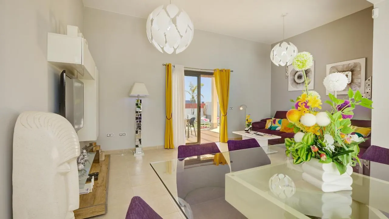 Villa Amatista Salinas Golf & Beach 칼레타데푸스테 스페인